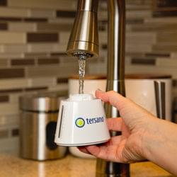 Iclean mini transforme l'eau du robinet en eau ozonée 